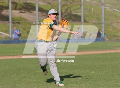 Thumbnail 1 in Moorpark @ Camarillo photogallery.