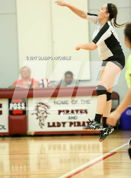 Thumbnail 2 in Wylie vs Caddo Mills photogallery.