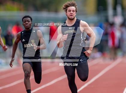 Thumbnail 1 in Harold Scott Invitational (100 Meter) photogallery.