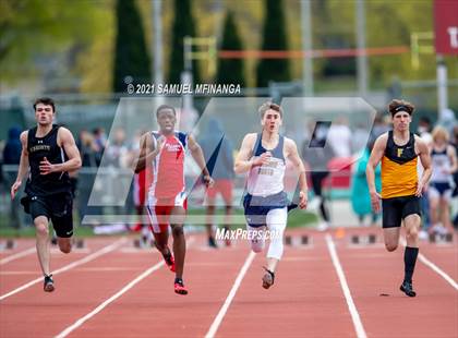Thumbnail 1 in Harold Scott Invitational (100 Meter) photogallery.