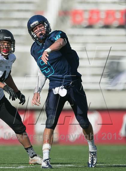 Thumbnail 2 in Juan Diego Catholic vs Pine View (UHSAA 3AA Semifinal) photogallery.