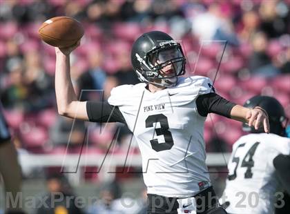 Thumbnail 3 in Juan Diego Catholic vs Pine View (UHSAA 3AA Semifinal) photogallery.
