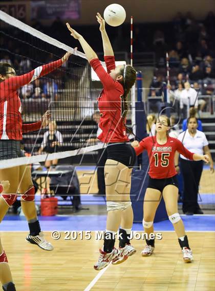 Thumbnail 2 in Monument Valley vs. Florence (AIA D3 Playoff) photogallery.