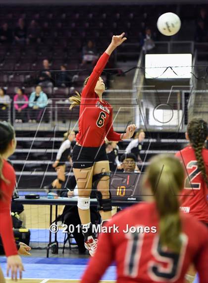 Thumbnail 3 in Monument Valley vs. Florence (AIA D3 Playoff) photogallery.