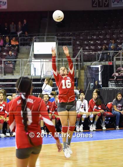 Thumbnail 1 in Monument Valley vs. Florence (AIA D3 Playoff) photogallery.