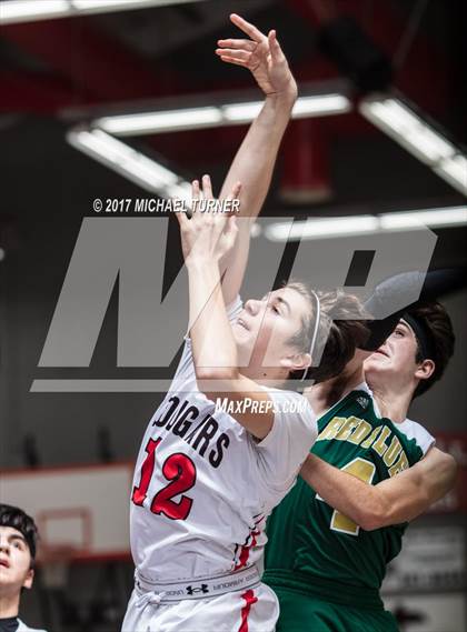 Thumbnail 3 in Red Bluff @ Foothill photogallery.