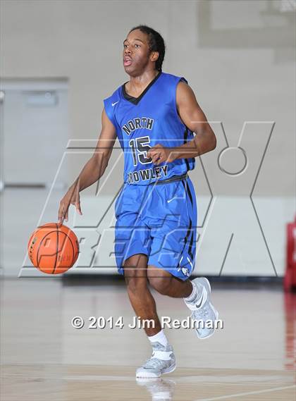 Thumbnail 2 in Allen vs. North Crowley (McDonald's Texas Invitational) photogallery.