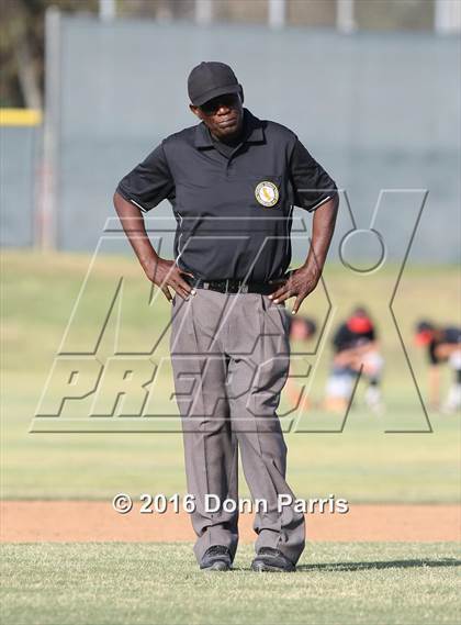 Thumbnail 2 in Mission Viejo @ Damien (CIF-SS D2 Quarterfinal) photogallery.