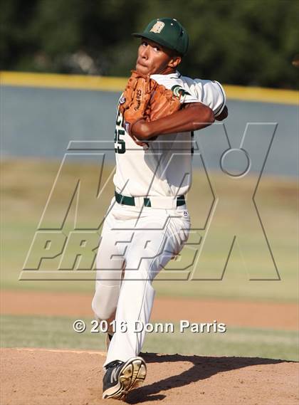 Thumbnail 2 in Mission Viejo @ Damien (CIF-SS D2 Quarterfinal) photogallery.