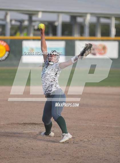 Thumbnail 1 in Dinuba @ Selma photogallery.