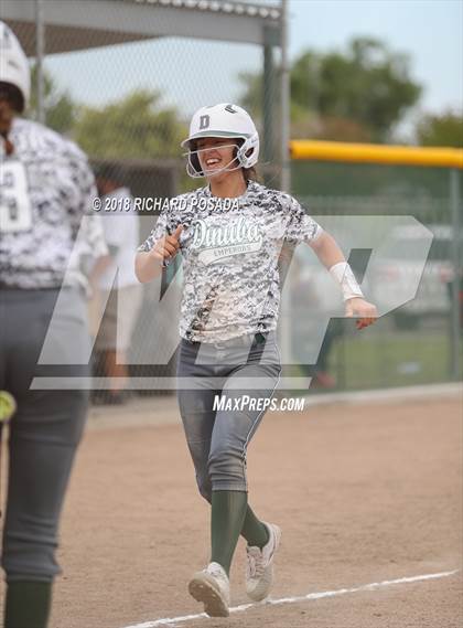Thumbnail 1 in Dinuba @ Selma photogallery.