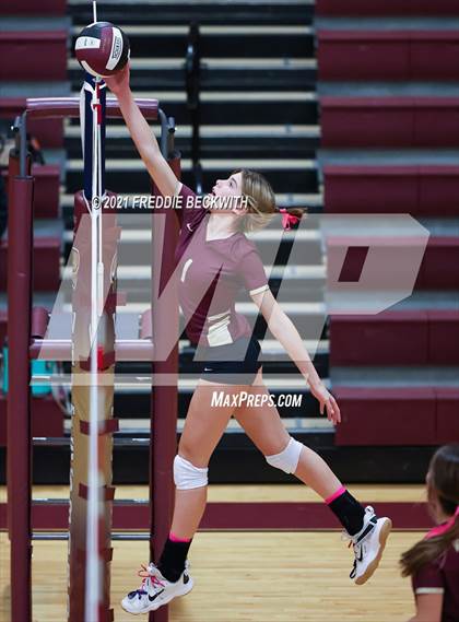 Thumbnail 2 in Pilot Point vs. Whitesboro photogallery.