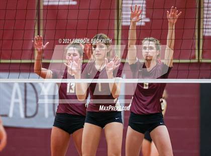 Thumbnail 2 in Pilot Point vs. Whitesboro photogallery.