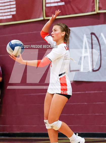 Thumbnail 1 in Pilot Point vs. Whitesboro photogallery.