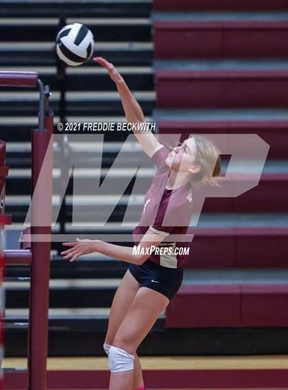 Thumbnail 2 in Pilot Point vs. Whitesboro photogallery.