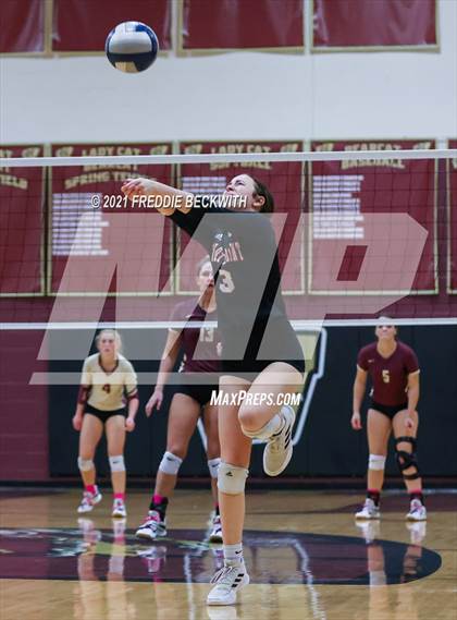 Thumbnail 3 in Pilot Point vs. Whitesboro photogallery.