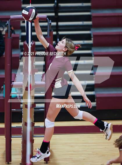 Thumbnail 3 in Pilot Point vs. Whitesboro photogallery.