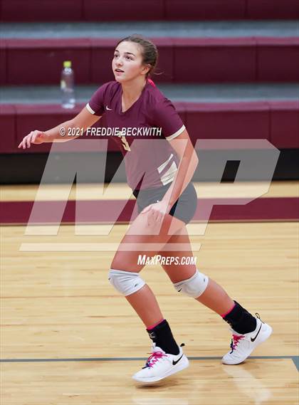 Thumbnail 1 in Pilot Point vs. Whitesboro photogallery.