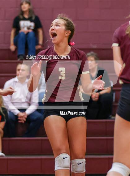 Thumbnail 2 in Pilot Point vs. Whitesboro photogallery.