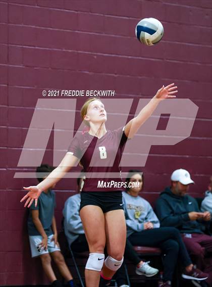 Thumbnail 3 in Pilot Point vs. Whitesboro photogallery.