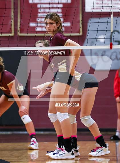 Thumbnail 3 in Pilot Point vs. Whitesboro photogallery.