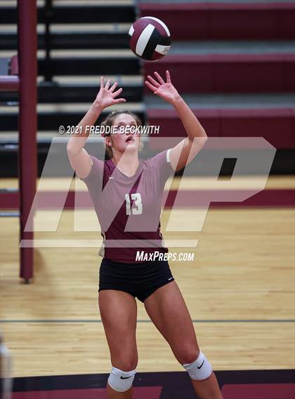 Thumbnail 1 in Pilot Point vs. Whitesboro photogallery.