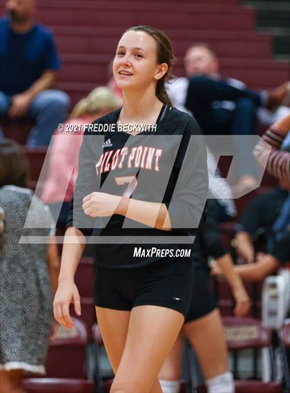 Thumbnail 2 in Pilot Point vs. Whitesboro photogallery.