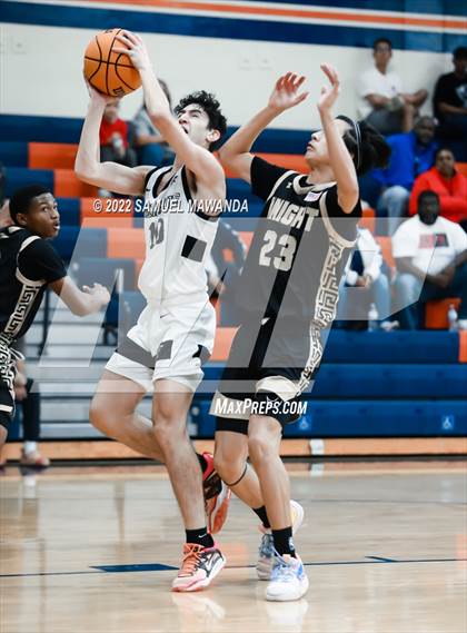 Thumbnail 3 in Shalhevet vs Knight (7th Annual West Valley Tip-off Classic) photogallery.