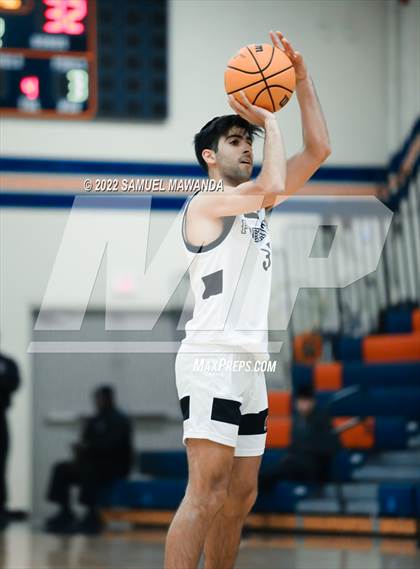 Thumbnail 1 in Shalhevet vs Knight (7th Annual West Valley Tip-off Classic) photogallery.