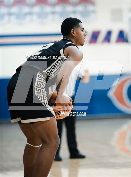 Thumbnail 2 in Shalhevet vs Knight (7th Annual West Valley Tip-off Classic) photogallery.