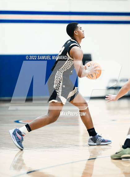 Thumbnail 1 in Shalhevet vs Knight (7th Annual West Valley Tip-off Classic) photogallery.