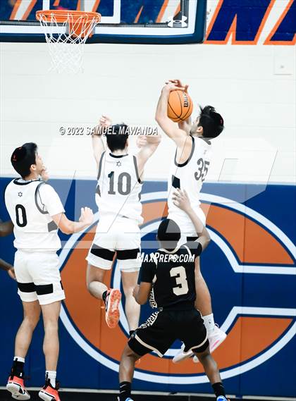 Thumbnail 2 in Shalhevet vs Knight (7th Annual West Valley Tip-off Classic) photogallery.