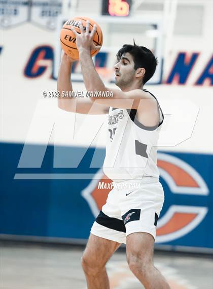 Thumbnail 2 in Shalhevet vs Knight (7th Annual West Valley Tip-off Classic) photogallery.