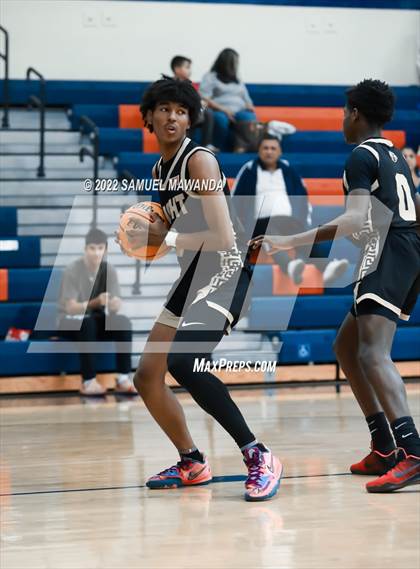 Thumbnail 3 in Shalhevet vs Knight (7th Annual West Valley Tip-off Classic) photogallery.