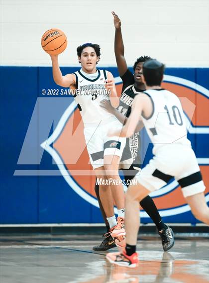 Thumbnail 3 in Shalhevet vs Knight (7th Annual West Valley Tip-off Classic) photogallery.
