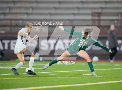 Thumbnail 1 in Skyline vs Issaquah (WIAA 4A Semifinal) photogallery.