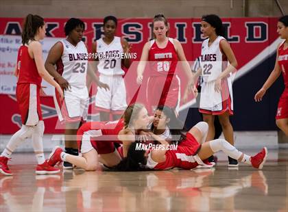 Thumbnail 3 in North @ East Bakersfield photogallery.