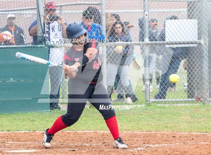 Thumbnail 2 in Palmview vs Los Fresnos (La Joya Tournament) photogallery.