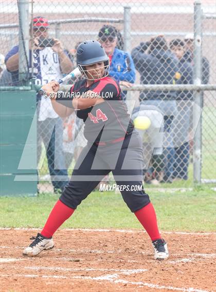 Thumbnail 1 in Palmview vs Los Fresnos (La Joya Tournament) photogallery.