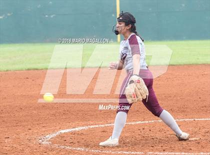 Thumbnail 2 in Palmview vs Los Fresnos (La Joya Tournament) photogallery.