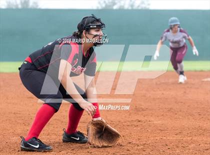 Thumbnail 3 in Palmview vs Los Fresnos (La Joya Tournament) photogallery.