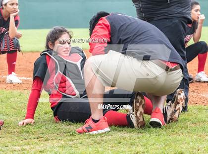Thumbnail 3 in Palmview vs Los Fresnos (La Joya Tournament) photogallery.