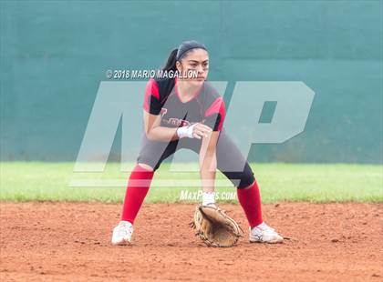 Thumbnail 3 in Palmview vs Los Fresnos (La Joya Tournament) photogallery.