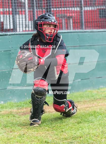 Thumbnail 1 in Palmview vs Los Fresnos (La Joya Tournament) photogallery.
