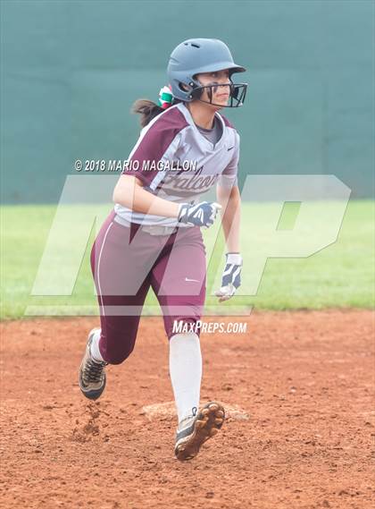 Thumbnail 1 in Palmview vs Los Fresnos (La Joya Tournament) photogallery.
