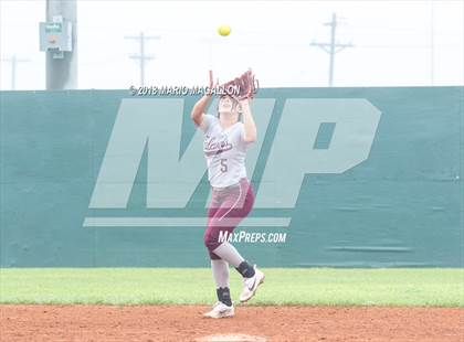 Thumbnail 3 in Palmview vs Los Fresnos (La Joya Tournament) photogallery.