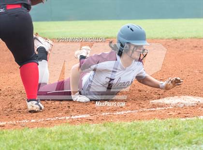 Thumbnail 2 in Palmview vs Los Fresnos (La Joya Tournament) photogallery.