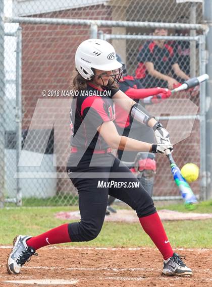 Thumbnail 1 in Palmview vs Los Fresnos (La Joya Tournament) photogallery.