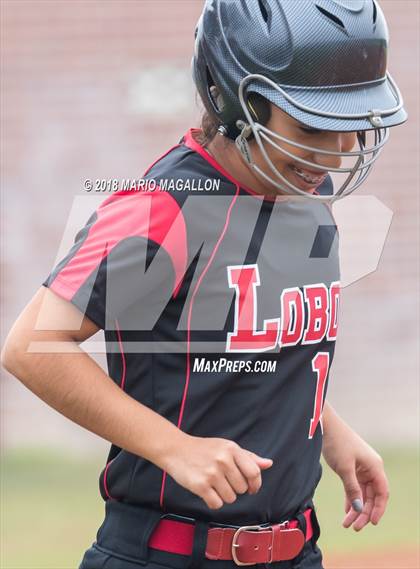Thumbnail 2 in Palmview vs Los Fresnos (La Joya Tournament) photogallery.