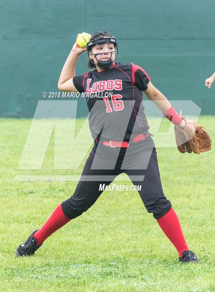 Thumbnail 3 in Palmview vs Los Fresnos (La Joya Tournament) photogallery.